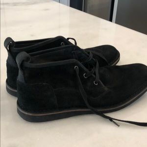 John Varvatos Star USA Black Suede Chukka Boots